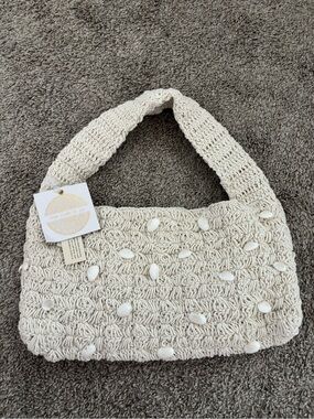 Handcrafted Cream Crochet Shell-Embellished Shoulder Bag